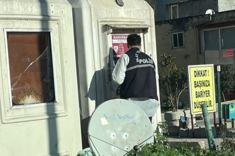 Balıkesir'de aynı gecede 3 işletmeyi soyan şahıslar yakalandı