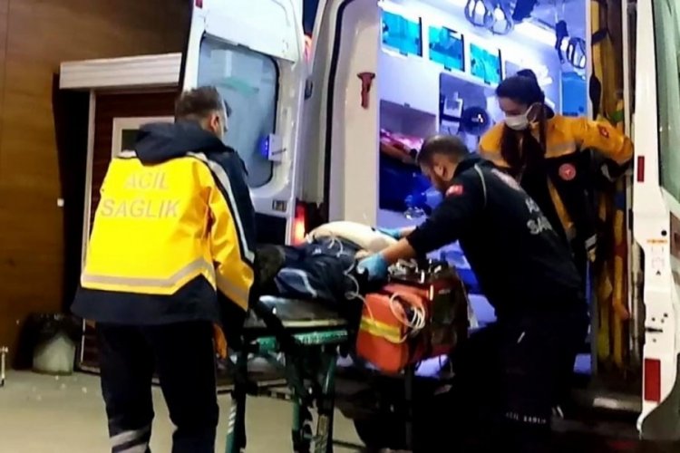 Bursa'da buzdolabı tamirine giden iş&ccedil;i kalbine yenildi