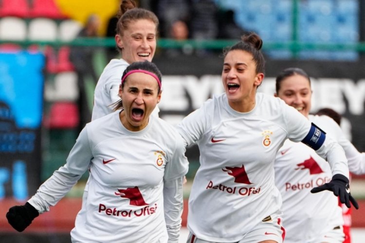 Kadın Futbol S&uuml;per Ligi'nde derbi zamanı