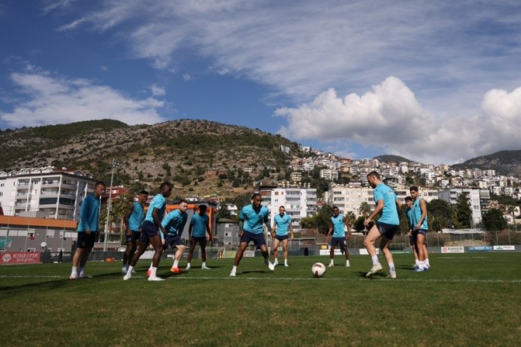 Alanyaspor'da Fenerbah&ccedil;e ma&ccedil;ı hazırlıkları tamamlandı