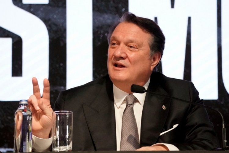 Beşiktaş yeni transferlerini tanıttı