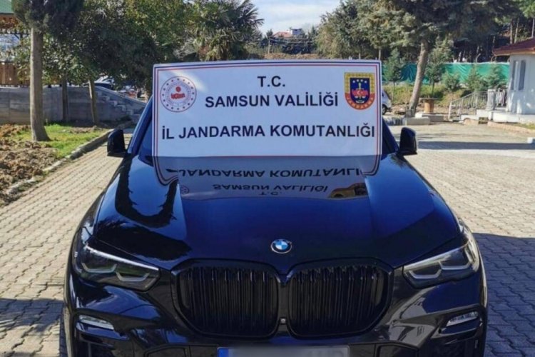 Samsun'da jandarma 3,5 milyonluk g&uuml;mr&uuml;k ka&ccedil;ağı ara&ccedil; ele ge&ccedil;irdi