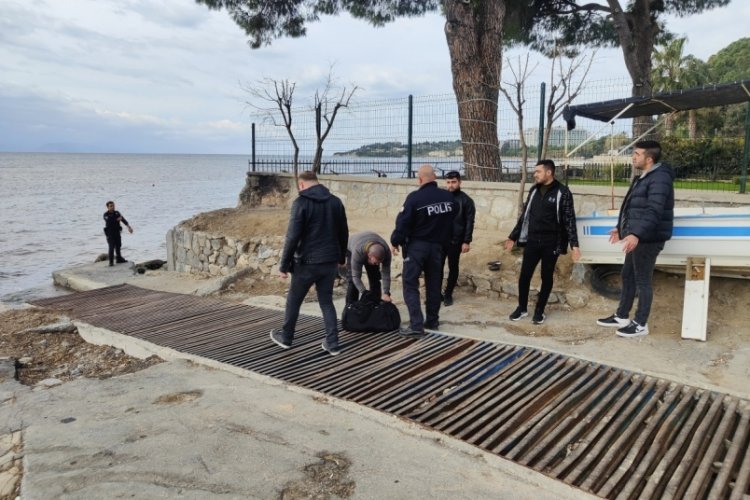 Aydın'da 3 d&uuml;zensiz g&ouml;&ccedil;men ile 2 organizat&ouml;r yakalandı