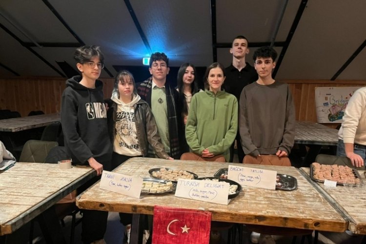 Bursa Yıldırım MTAL &Ouml;ğrencileri Hollanda'da