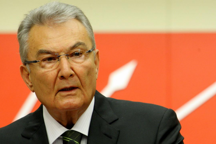 Deniz Baykal'ın vefatının &uuml;zerinden 1 yıl ge&ccedil;ti