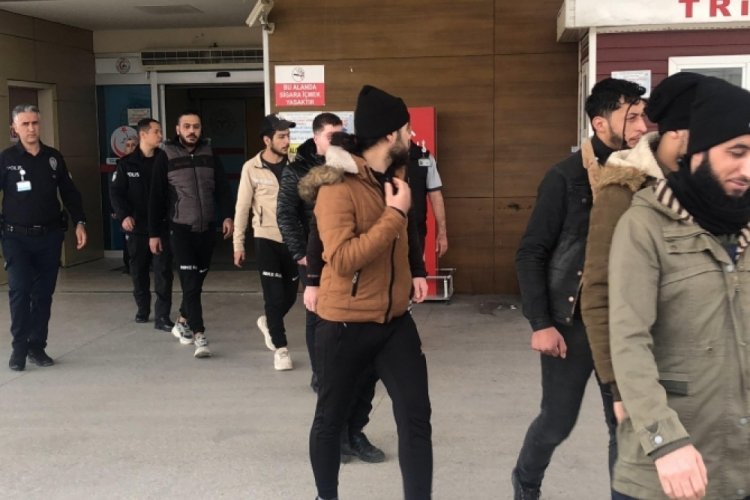 Bursa'da 12 ka&ccedil;ak g&ouml;&ccedil;men yakalandı! Sınır dışı edilecekler