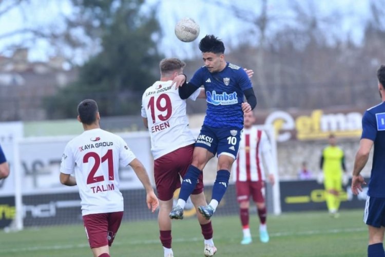 İneg&ouml;lspor evinde 3 puanı tek gole aldı