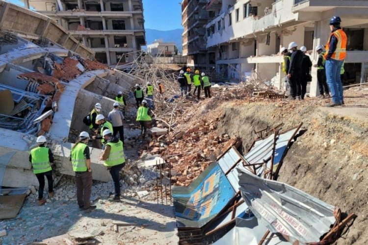Deprem b&ouml;lgesi incelendi: Perde duvar binanın hasar g&ouml;rme riskini 3 kat azaltıyor