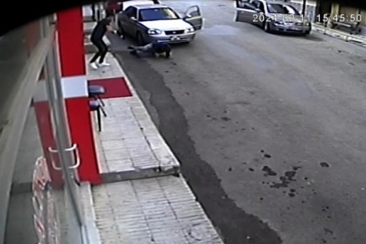 Konya'da sokaktaki silahlı pusu kamerada