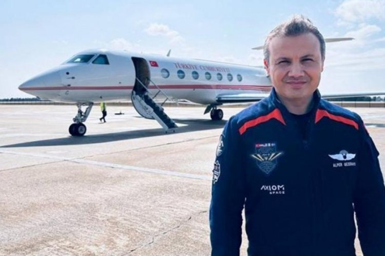 Bakan Kacır duyurdu! Alper Gezeravcı yurda d&ouml;n&uuml;yor