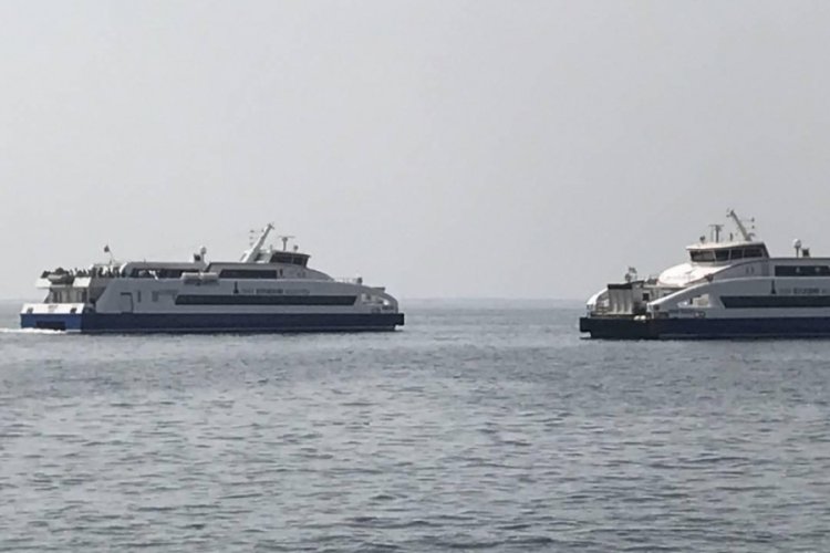 İzmir'de vapur seferleri yeniden başladı