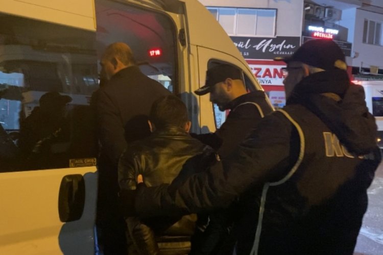 İzmir'de 'kara para' aklama operasyonu