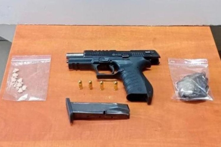 Aydın'da ma&ccedil;a silah ve uyuşturucu ile girmeye &ccedil;alıştı, yakalandı
