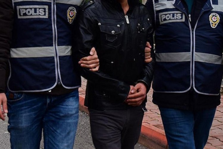 İzmir'de farklı su&ccedil;lardan aranan 271 kişi yakalandı