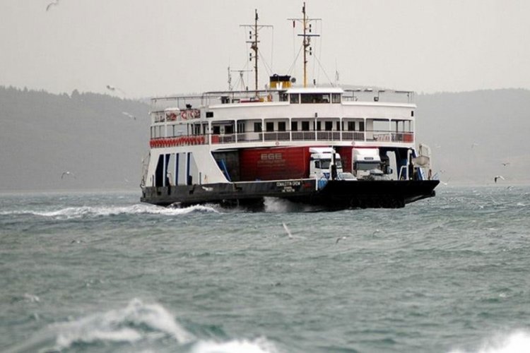 İzmir'de vapur seferleri yeniden başladı