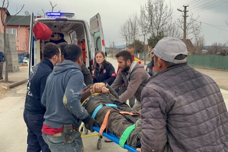 Bolu'da inşaat iş&ccedil;isi merdivenlerden d&uuml;şerek yaralandı