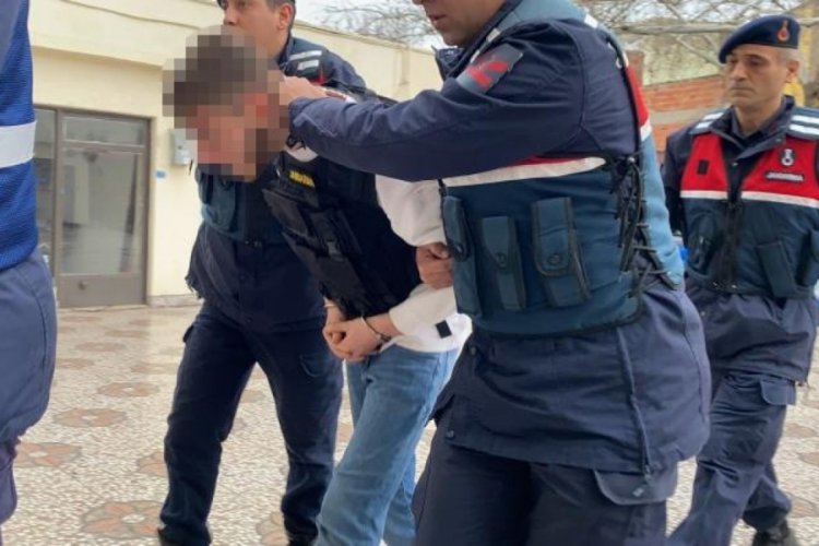 &Ccedil;anakkale'de pompalı t&uuml;fekle 2 kişiyi &ouml;ld&uuml;ren katil zanlısı tutuklandı