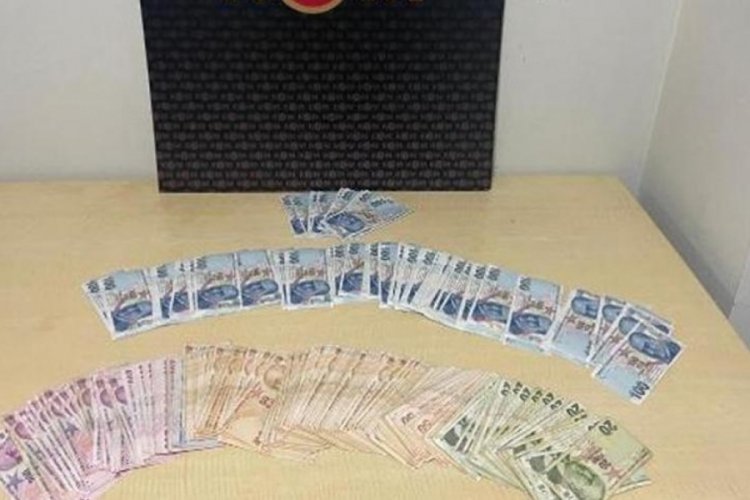 Aydın'da sahte paralarla su&ccedil;&uuml;st&uuml; yakalandılar