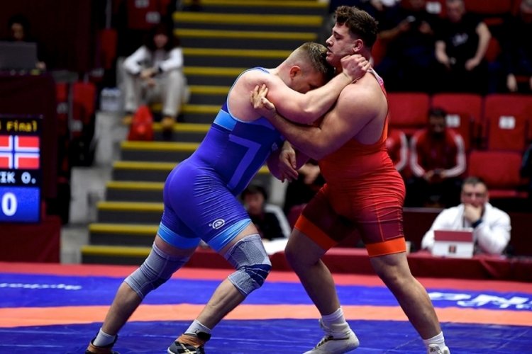 Millilerden B&uuml;kreş'te 3 final