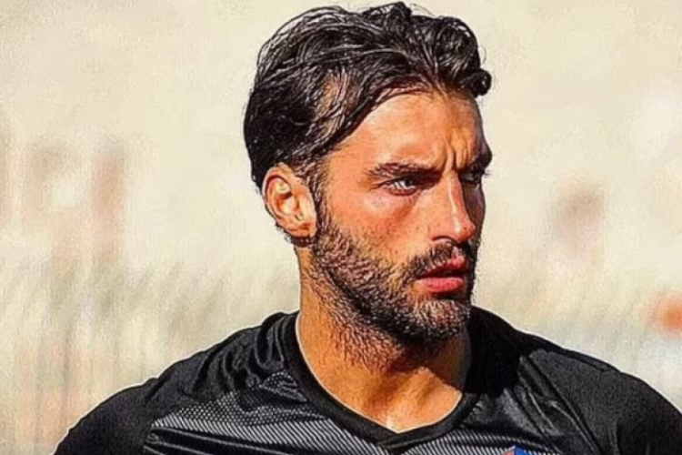 56 yaşındaki eski sevgilisini &ouml;ld&uuml;ren futbolcuya m&uuml;ebbet hapis cezası