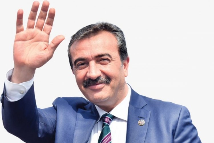 &Ccedil;ukurova Belediye Başkanı Soner &Ccedil;etin, CHP'den istifa etti