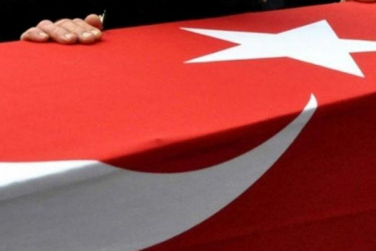 Adıyaman'da beyin kanaması ge&ccedil;iren uzman &ccedil;avuş, şehit oldu