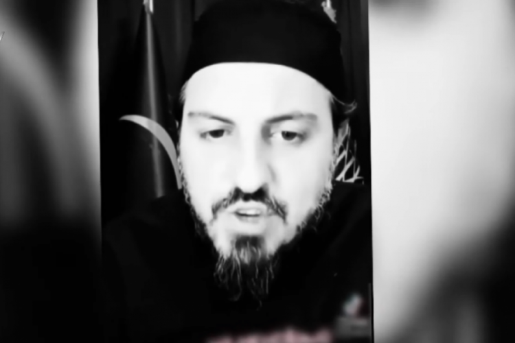 "Mehdiyim" dedi gen&ccedil; kızlarla termal otelde harem kurdu!