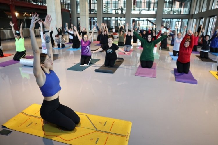 Bursa'da Pancar Deposu yoga buluşmalarına ev sahipliği yapıyor
