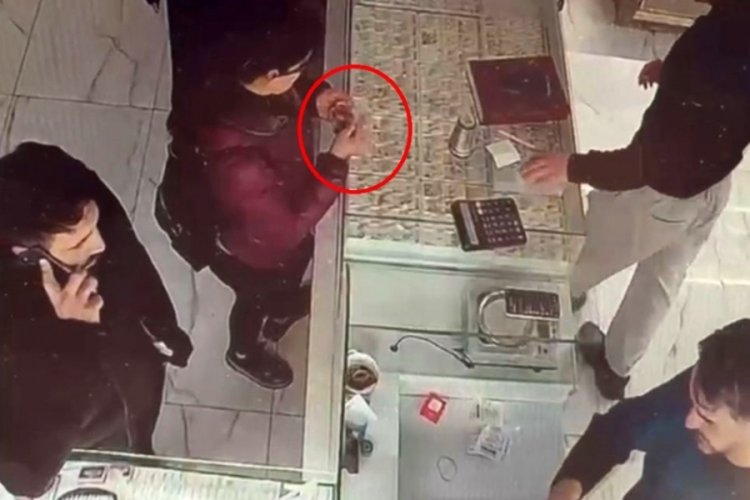 Diyarbakır'da sahte bileziği kuyumcuya gidip ger&ccedil;ekle değiştirdi!