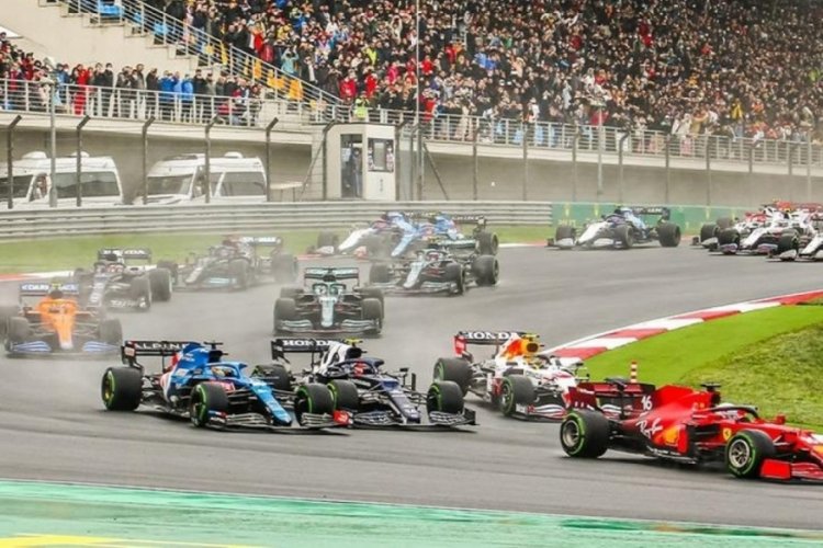 Formula 1 T&uuml;rkiye'ye o şartla geri d&ouml;n&uuml;yor!