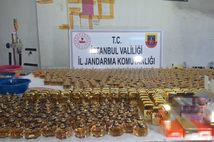 İstanbul'da sahte parf&uuml;m operasyonu! 2 g&ouml;zaltı