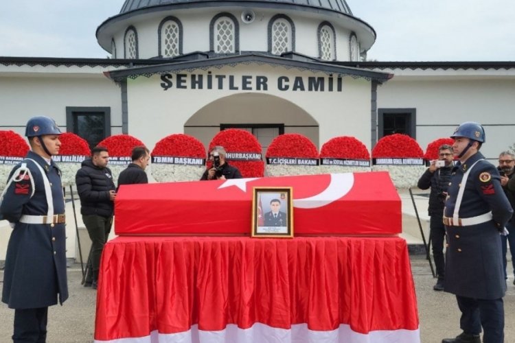 Şehit Uzman &Ccedil;avuş i&ccedil;in Adıyaman'da t&ouml;ren d&uuml;zenlendi