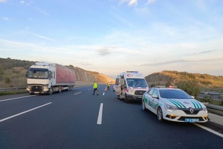 Bursa'da otobandaki trafik kazasında faciadan dönüldü