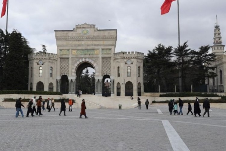 İstanbul &Uuml;niversitesi'ndeki dersliklere ziyaret&ccedil;i girdi iddiasına a&ccedil;ıklama