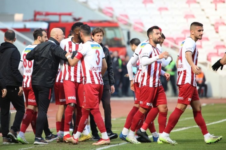 Sivasspor evinde kaybetmiyor