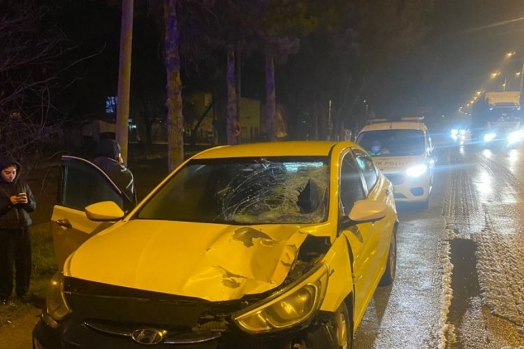 Konya'da otomobilin &ccedil;arpığı yaya yaralandı