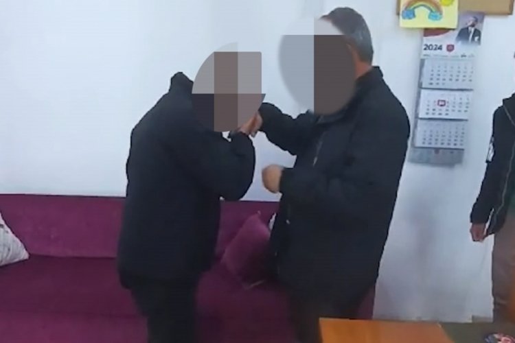 Şırnak'ta jandarma ikna etti, ter&ouml;r &ouml;rg&uuml;t&uuml; PKK'dan ka&ccedil;arak teslim oldu