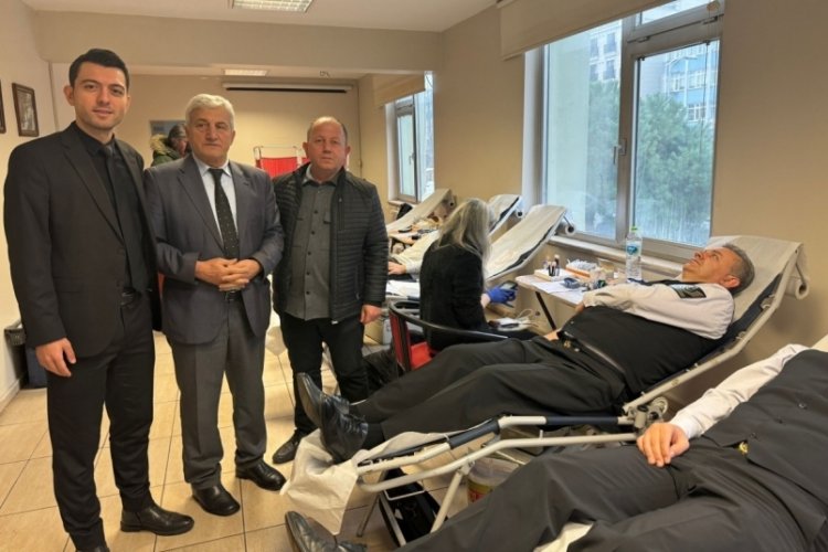 14 Şubatta kan hediye ettiler