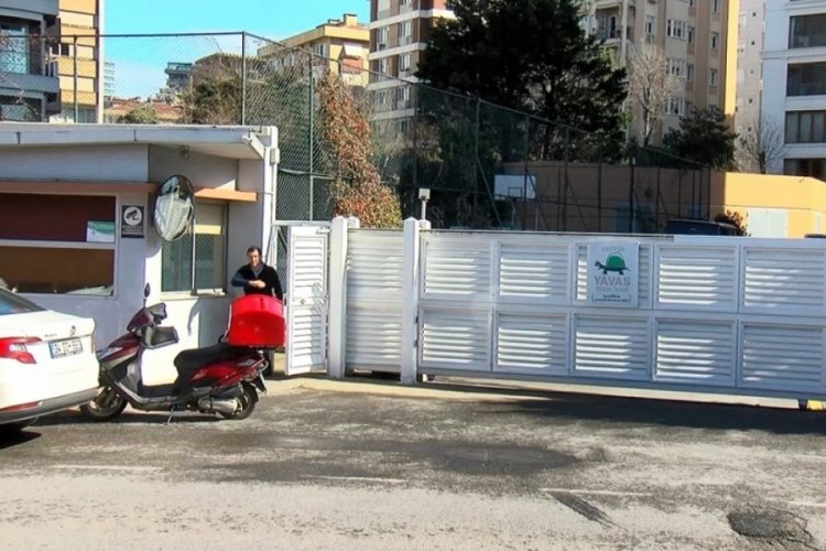 Rezidansta kuryeler i&ccedil;in tepki &ccedil;eken asans&ouml;r