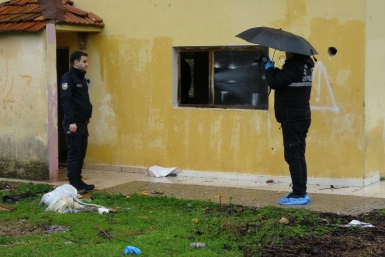 Antalya'da 2 g&uuml;n &ouml;nce sağlık ekiplerinin tedavisini reddetmişti: &Ouml;l&uuml; bulundu