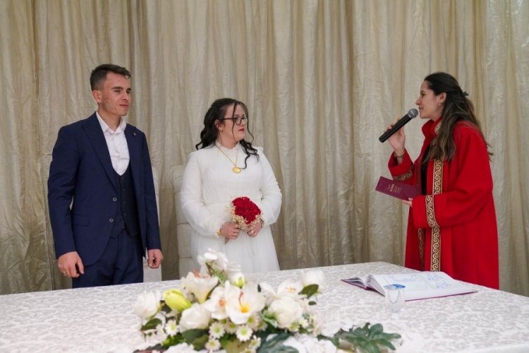 14 Şubat'ta 'Evet' demenin mutluluğunu yaşadılar