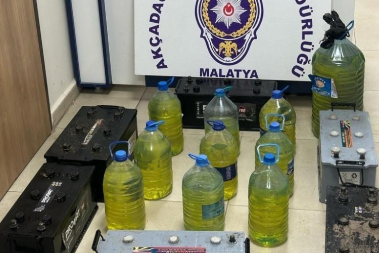 Malatya'da yakıt ve ak&uuml; &ccedil;alan 2 zanlı yakalandı