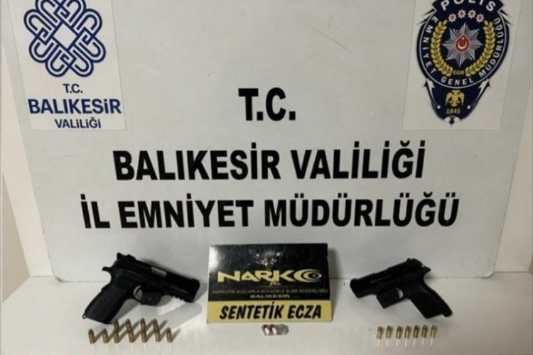 Balıkesir'de uyuşturucu operasyonu! 14 ş&uuml;pheli yakalandı