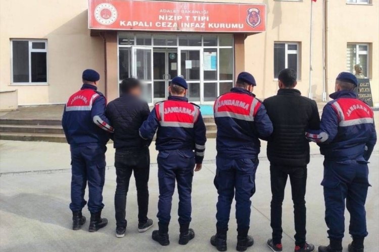 Gaziantep'te 8 g&ouml;&ccedil;men ka&ccedil;ak&ccedil;ısı tutuklandı