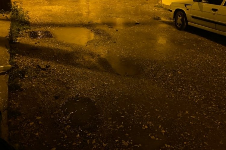 Bursa'da Yunuseli Mahallesi'nde asfalt ve doğalgaz sorunu