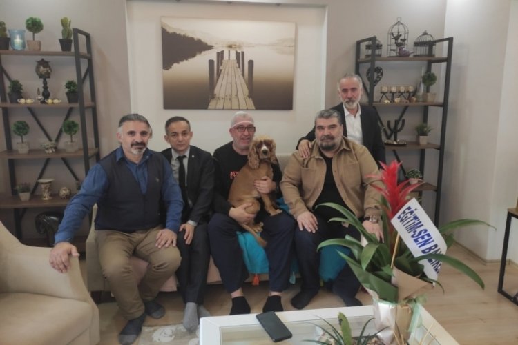 Eğitim Sen darp edilen Erdekli eğitimciyi ziyaret etti