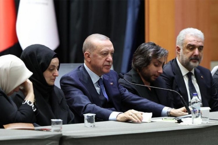 Cumhurbaşkanı Erdoğan, AK Parti İl Başkanlığına taziye ziyaretinde bulundu