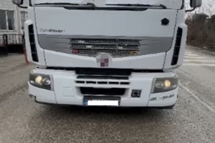 Kırklareli'de tıra &ccedil;akar takan s&uuml;r&uuml;c&uuml;ye ceza