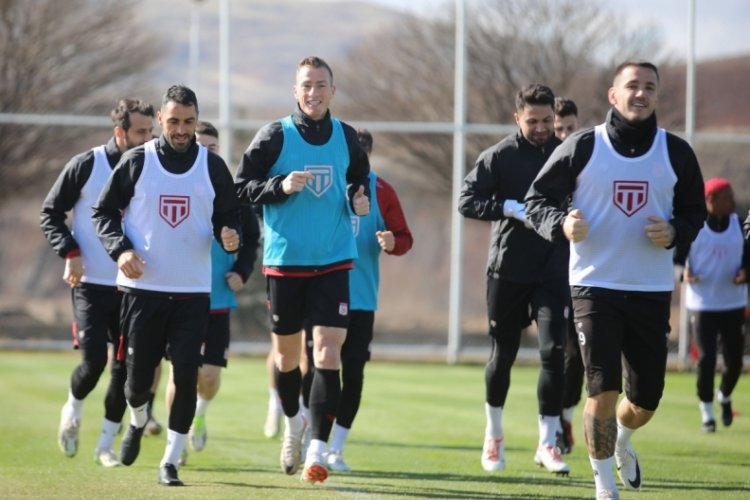 Sivasspor, Hatay ma&ccedil;ının taktiğini &ccedil;alıştı