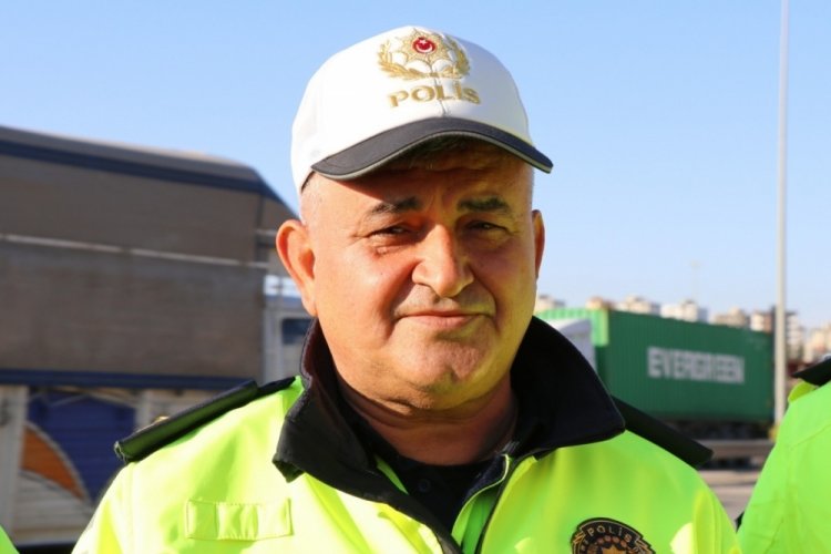 Kalp krizinden vefat eden babaları i&ccedil;in g&ouml;zyaşı d&ouml;kt&uuml;ler